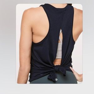 Lululemon tie back tank Size 2